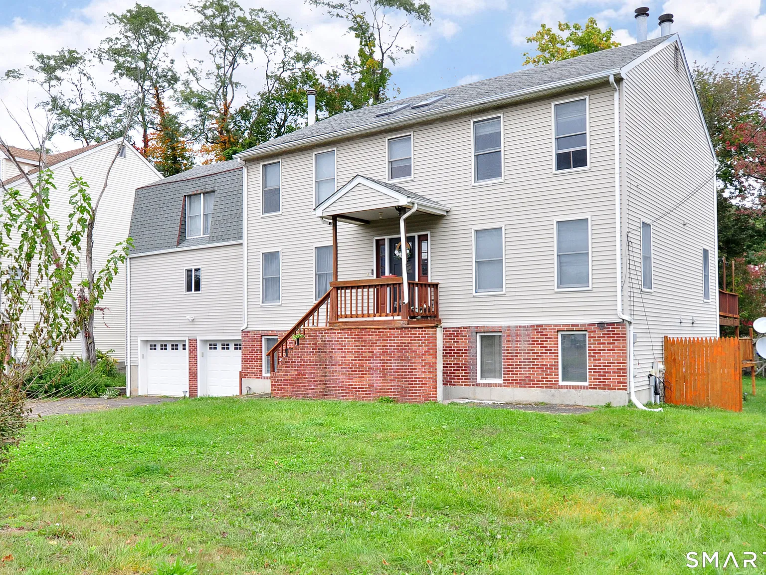 2 bed, 1.0 bath, 1140 sqft, $1,800 — Photo 2