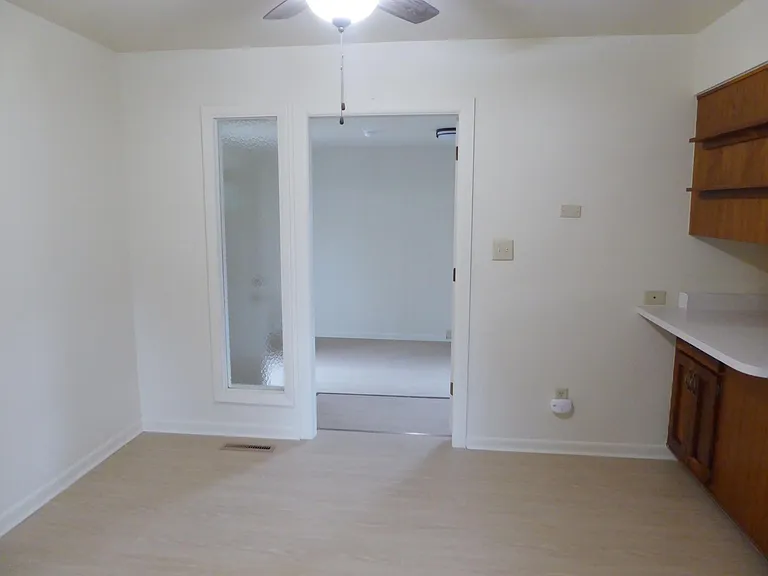 3400 E Locust St — Photo 12