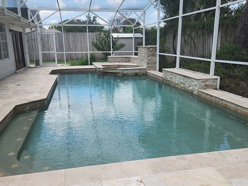 1st image of 4303 Inwood Landing Dr