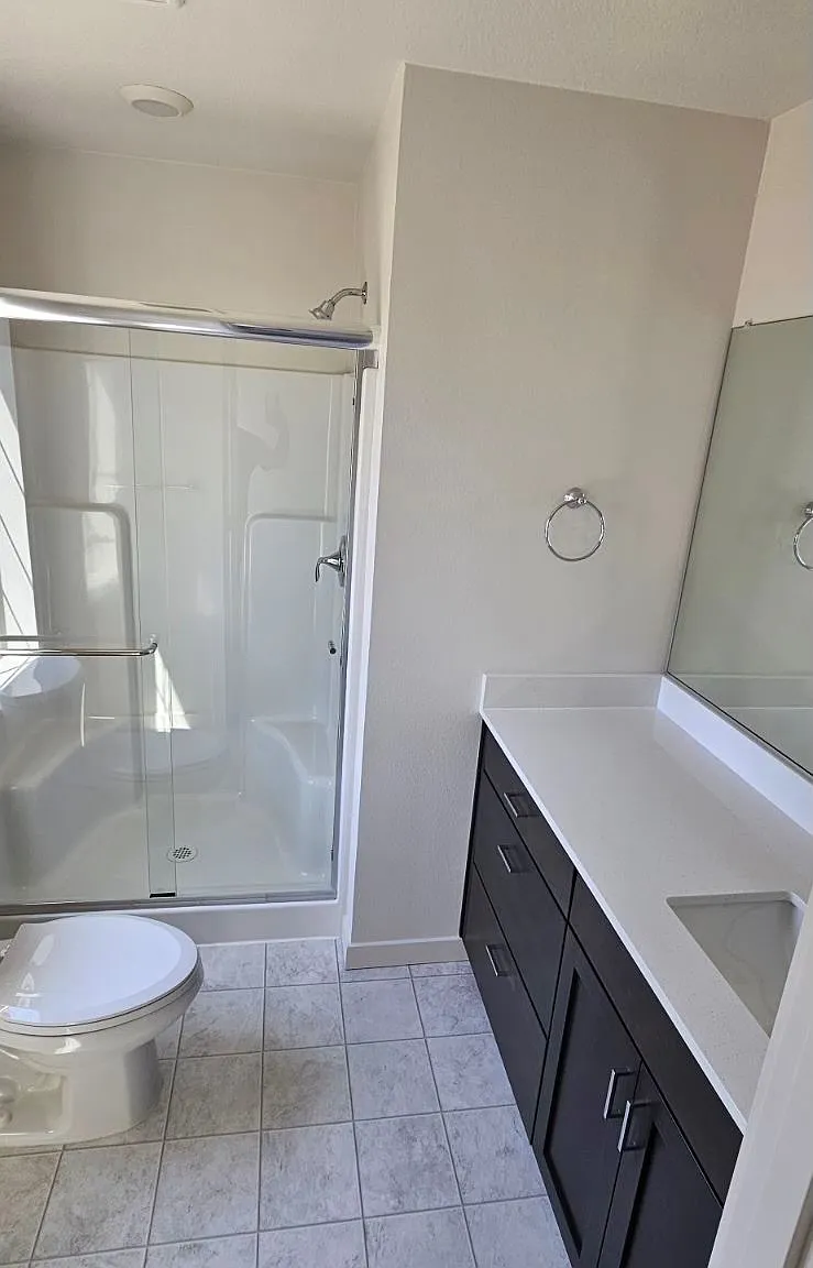 2 bed, 892 sqft, $1,675 — Photo 4