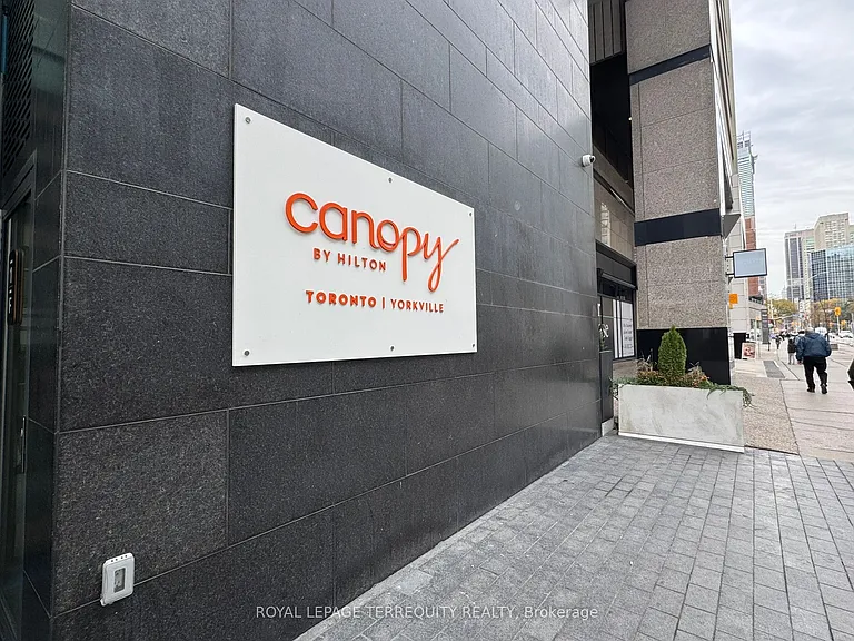 395 Bloor St E #1104 — Photo 15