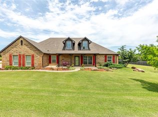 1151 Stone Crest Dr, Edmond, OK 73034