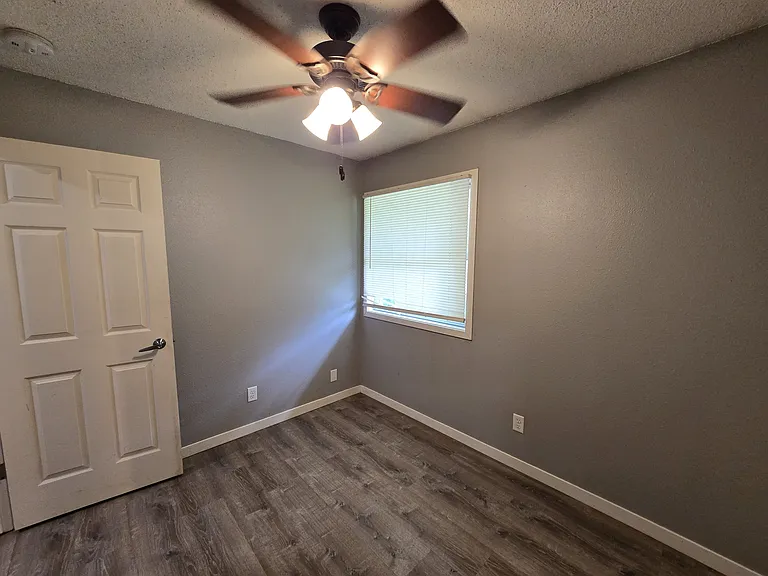 109 Ludland Dr #7 — Photo 7