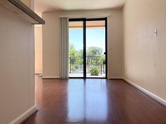 4th image of 19503 Stevens Creek Blvd Suite 219