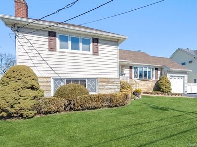 59 Cedar Street, Massapequa, NY, 11758