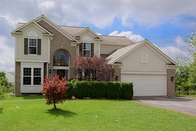 1st image of 25013 W Canterbury Ct