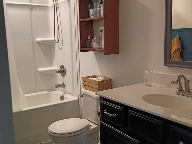 Jackie Lorraine Dr — Photo 16