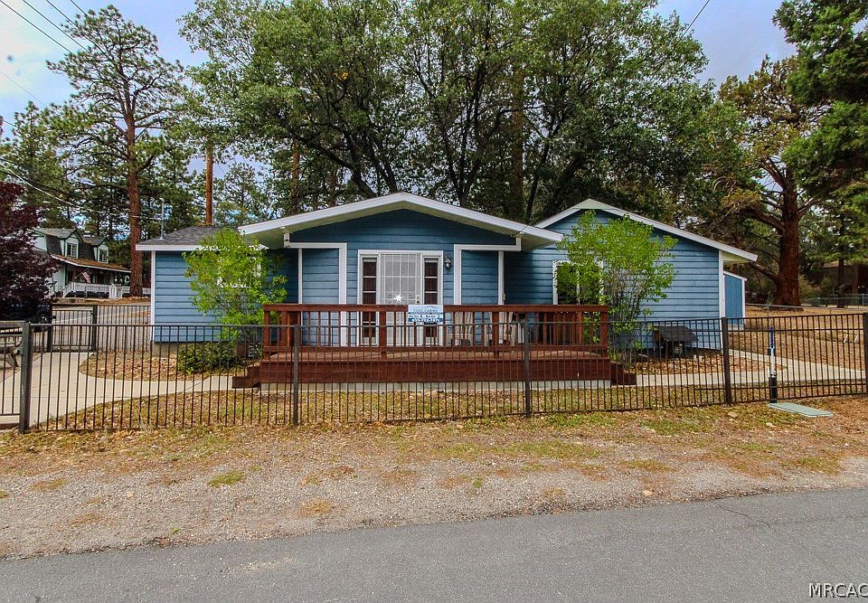 1st image of 44644 Barton Ln