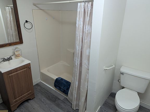 2nd image of 2909 1/2 Watson Blvd