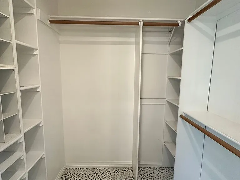 1531 W Laurel Ave — Photo 9