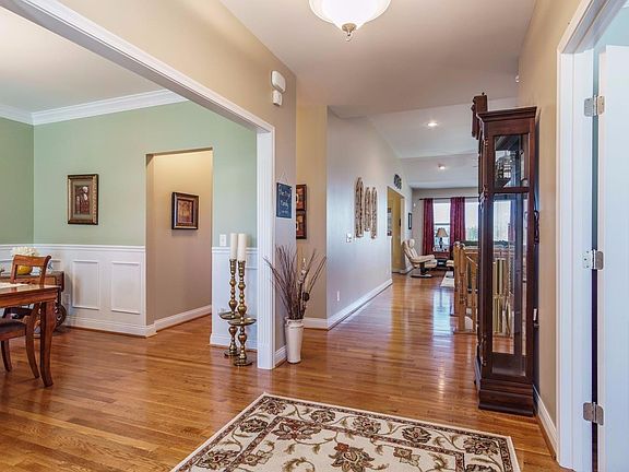 5th image of 1501 Southcross Dr