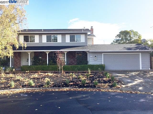 1st image of 18 Fleuti Dr