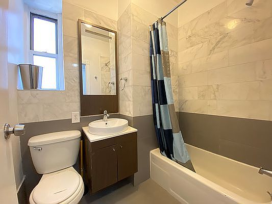5th image of 156 E 117th St #2G