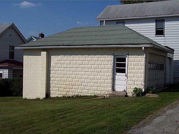 5th image of 403 Steck St