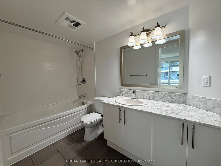 2191 Yonge St #1208 — Photo 18