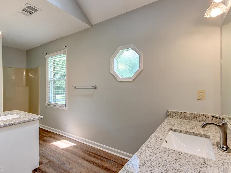 180 Fairfield Cir — Photo 36