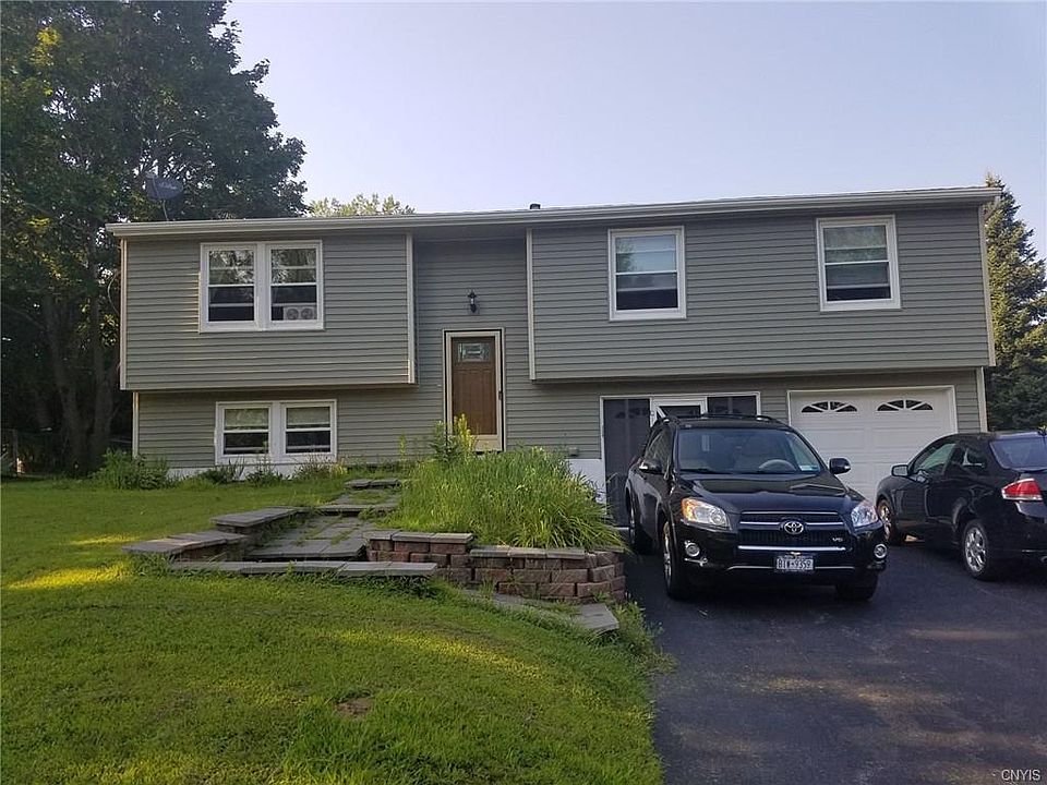 1st image of 2251 Mercer St