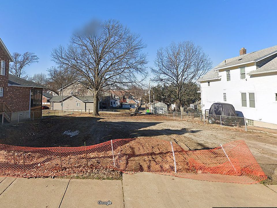 2nd image of 2315 Sublette Ave