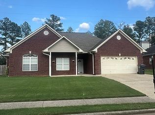 145 Garden Ct, Lincoln, AL 35096
