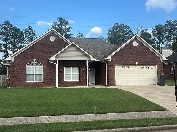 145 Garden Ct, Lincoln, AL 35096