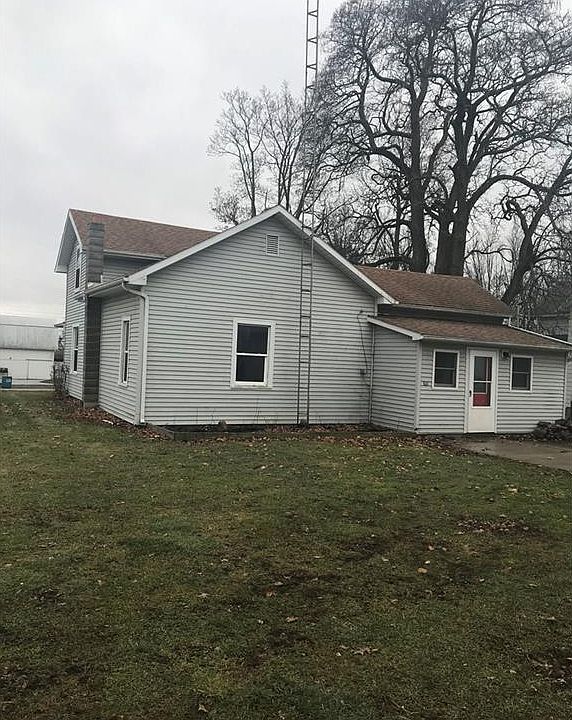 2nd image of 302 W North St