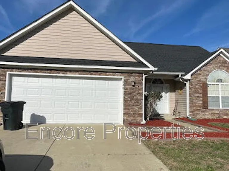 1240 Chimney Swift Dr — Photo 1