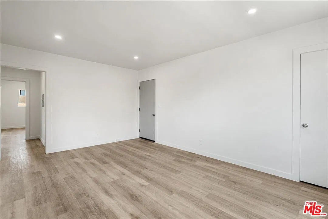 2 bed, 1.0 bath, 850 sqft, $2,750 — Photo 3