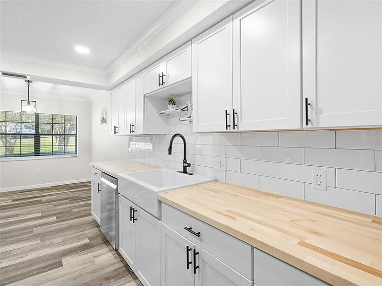 4343 NW 80th Ave #7 — Photo 7