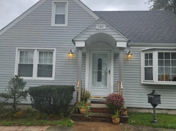 131 E 54Th St, Elmwood Park Boro, NJ 07407