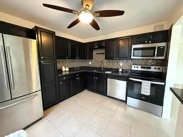 122 Piedmont Way #C — Photo 1