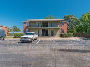 2571 1/2 Tobacco Rd APT B, Hephzibah, GA 30815