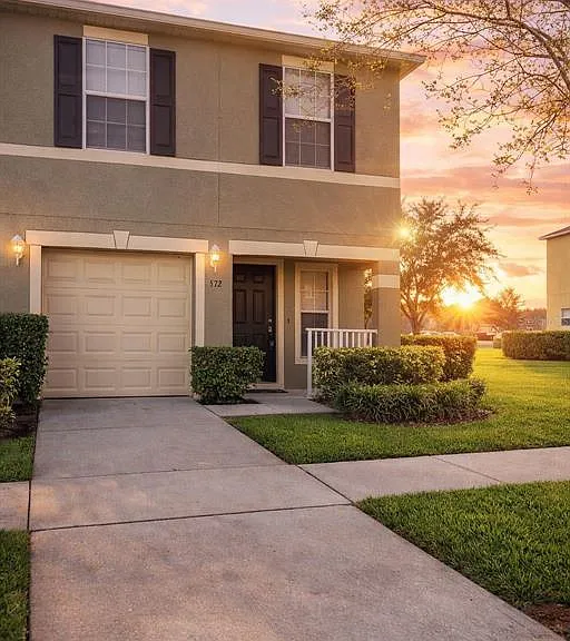 572 Cresting Oak Cir #19 — Photo 2