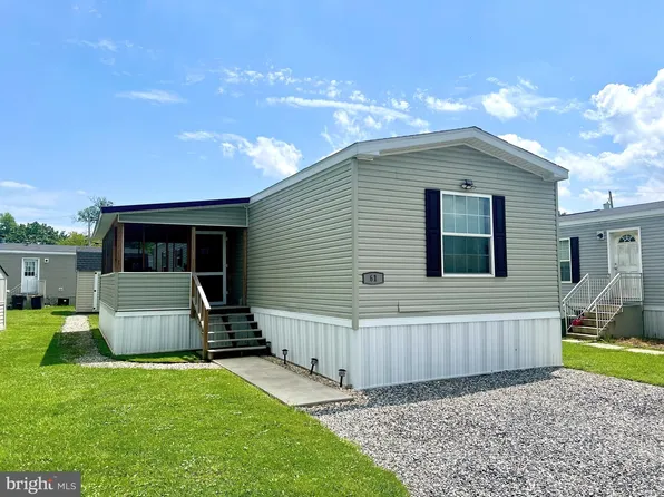 61 Caravan Ct, Middletown, PA 17057