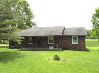 2829 Stoner Creek Rd, Elk Horn, KY 42733