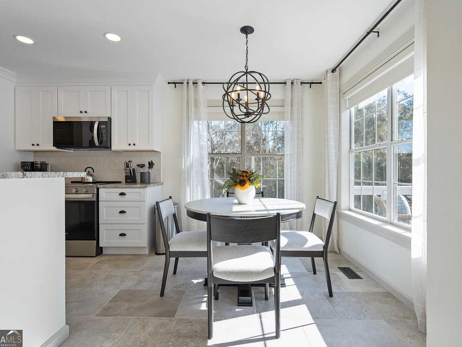 3 bed, 2.0 bath, $5,688 — Photo 2