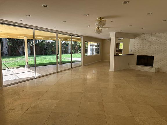 2nd image of 1031 Acanto Pl