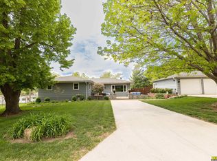 1113 N 11th St, Nebraska City, NE 68410