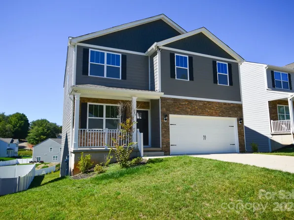 568 Country Oak Dr, Asheville, NC 28804