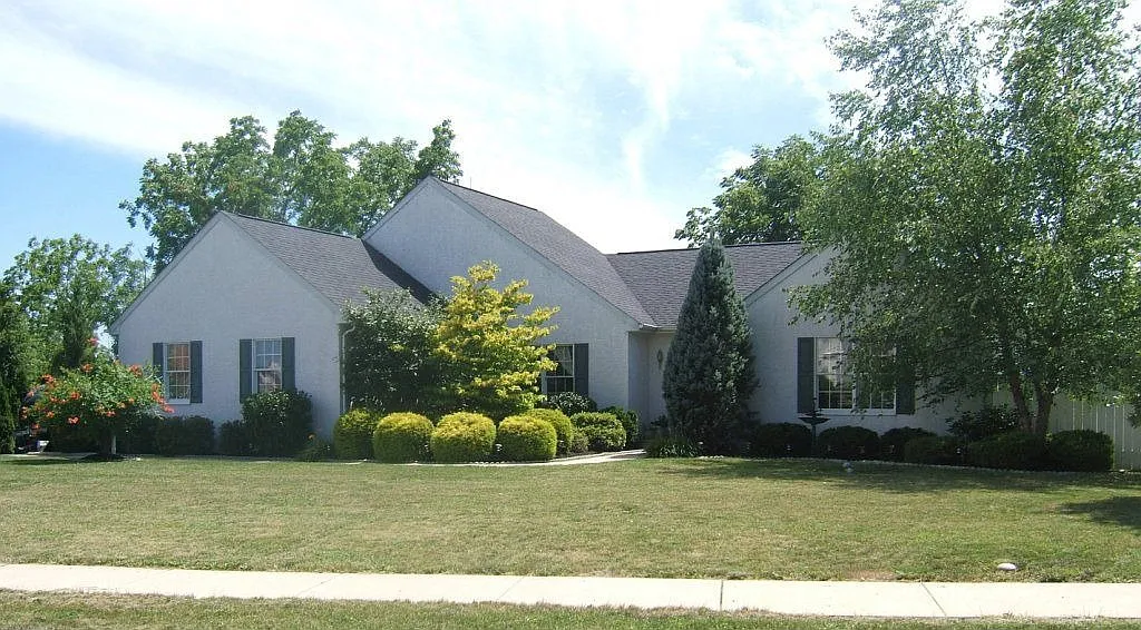 2168 Heather Ln photo 1
