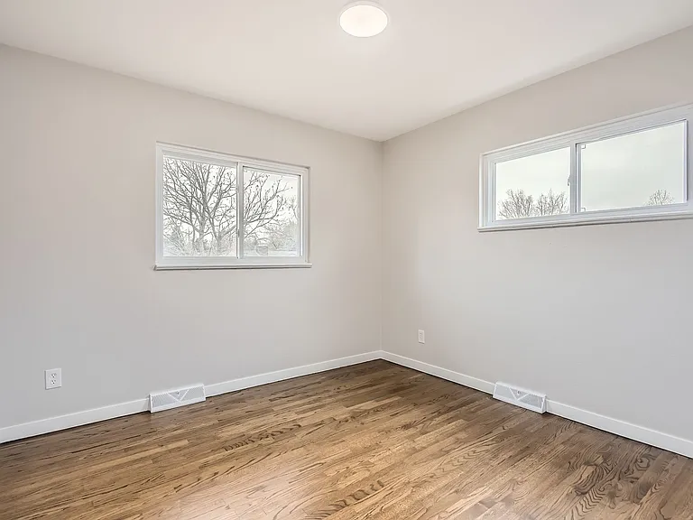 8097 E Lehigh Dr — Photo 13