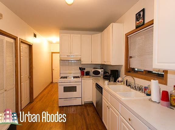 2nd image of 918 N Paulina St #Ua1
