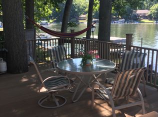 7383 Selma Dr, Fenton, MI 48430