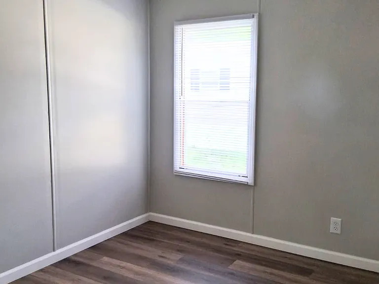 14 Deerwood Park #14 — Photo 7