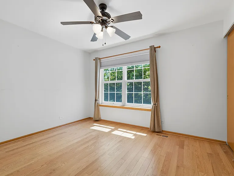 141 Crescent Ln #141 — Photo 16