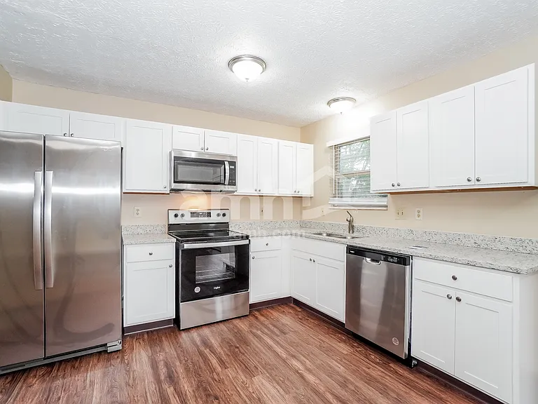 5433 Longworth Dr — Photo 6