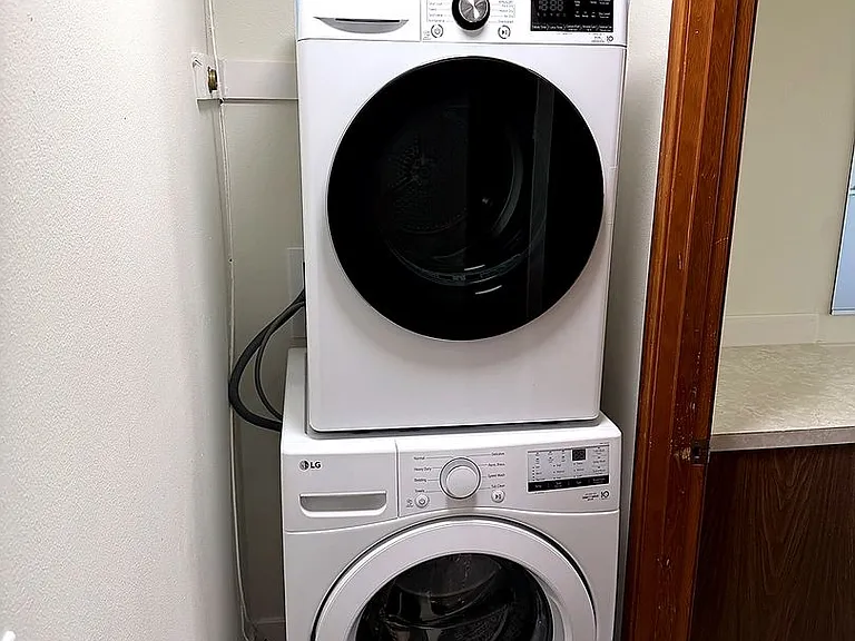 The Jules Apartments — Photo 10