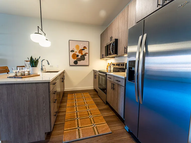 Galewood Residences — Photo 18