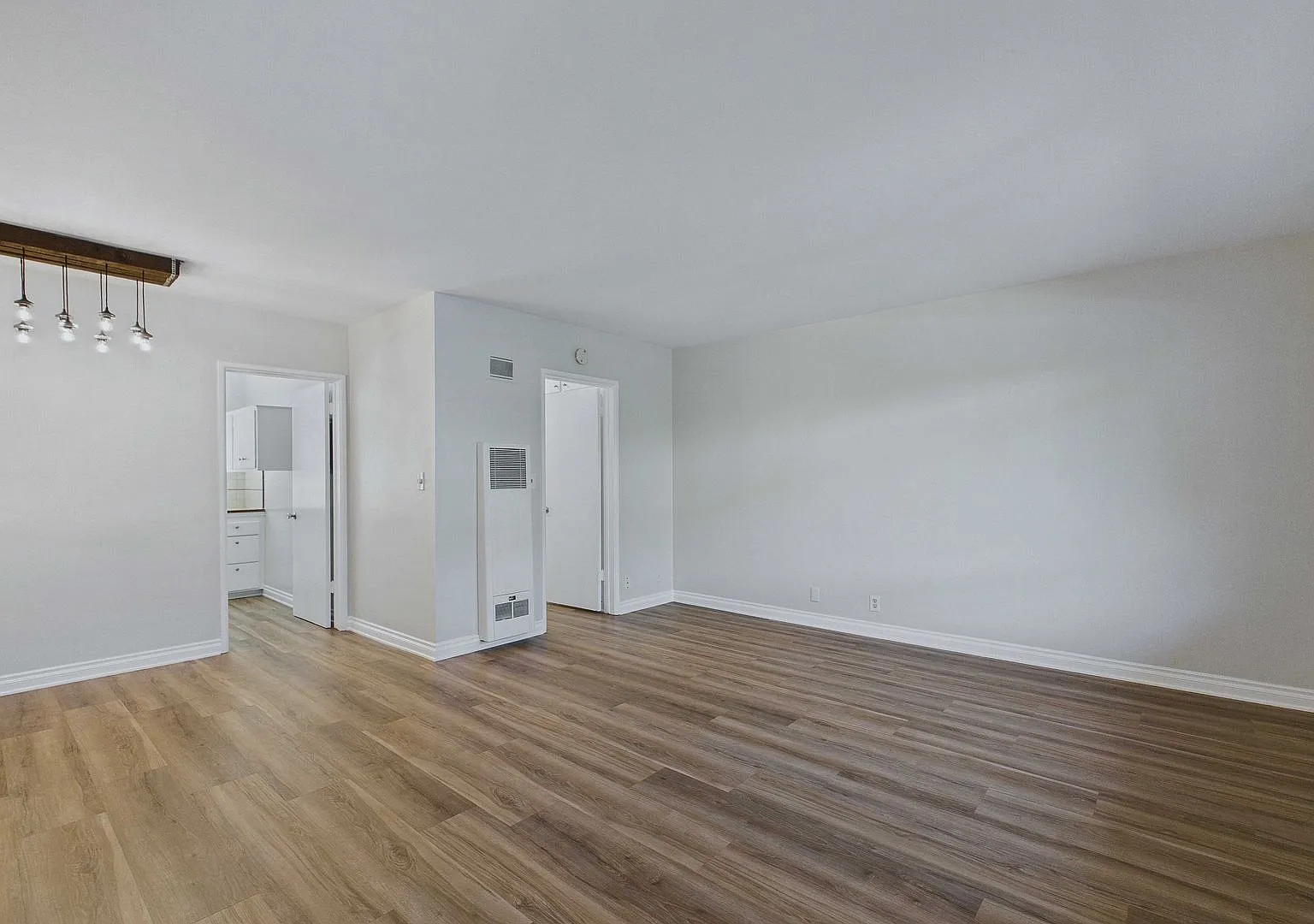 255 S Madison Ave — Photo 3