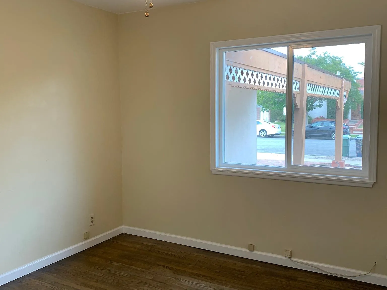 7652 Nancy Dr — Photo 3