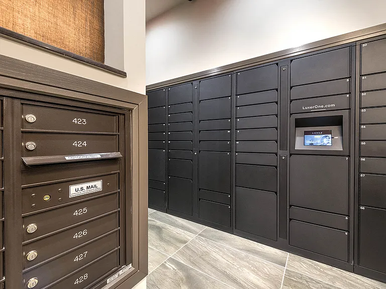 Your convenience is our priority, therefore we have 24-hour package pickup service